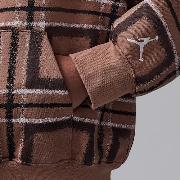 Jordan Brooklyn Essentials
Big Kids' Plaid Print Pullover Hoodie - Picture 4 of 14